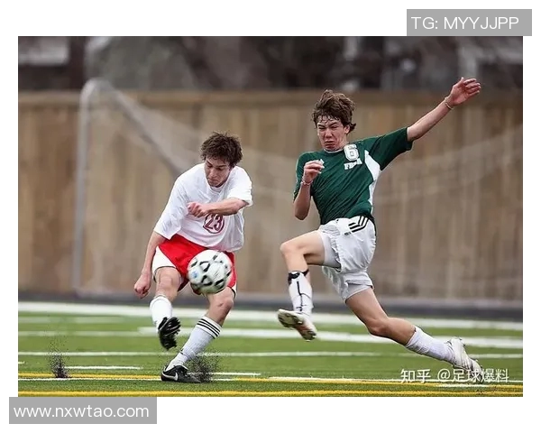 费城联合与科罗急流的激烈对决揭示足球战术与团队精神的完美结合 费城联合与科罗急流的激烈对决揭示足球战术与团队精神的完美结合