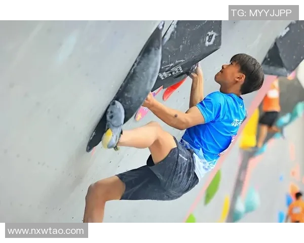 重庆飞盘队在世界攀岩锦标赛中的精彩表现与状态分析