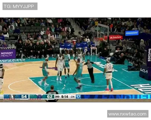 黄蜂与独行侠精彩对决集锦回顾全场亮点与精彩瞬间分析