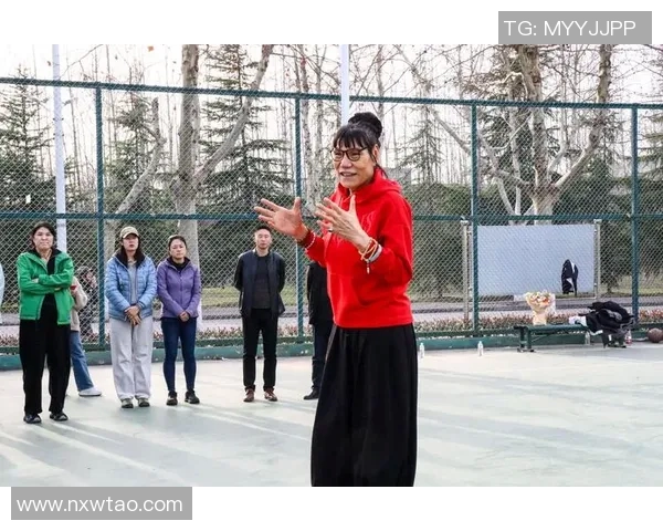 黄娜独家揭秘篮球技巧与心得分享助你提升球技的秘密之道